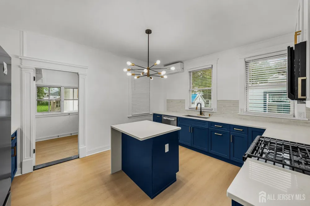 309 S 2nd Avenue S Highland Park, NJ 08904