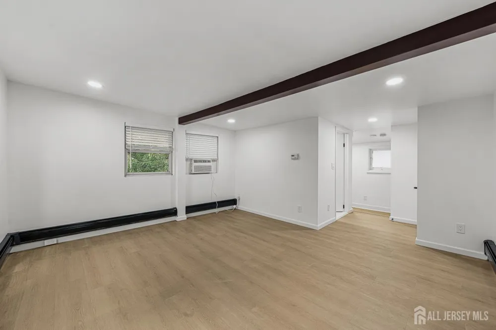 309 S 2nd Avenue S Highland Park, NJ 08904