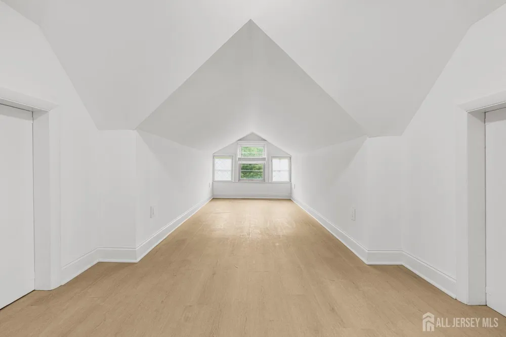 309 S 2nd Avenue S Highland Park, NJ 08904
