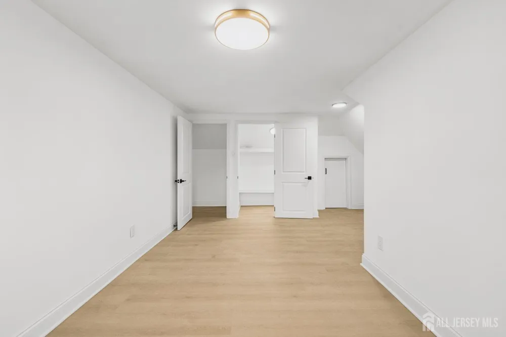 309 S 2nd Avenue S Highland Park, NJ 08904
