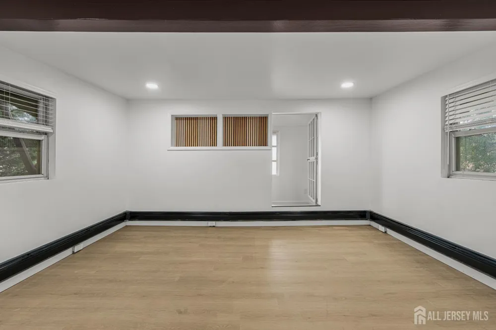 309 S 2nd Avenue S Highland Park, NJ 08904