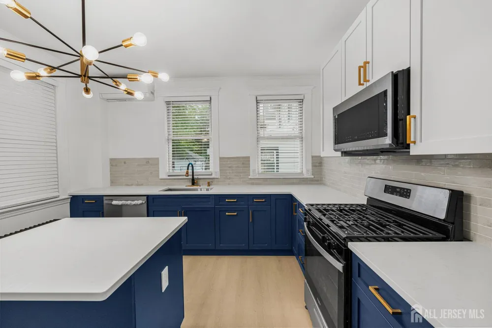 309 S 2nd Avenue S Highland Park, NJ 08904