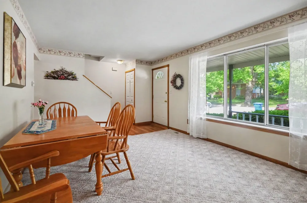 7917 Kaiser Street Canton, MI 48187