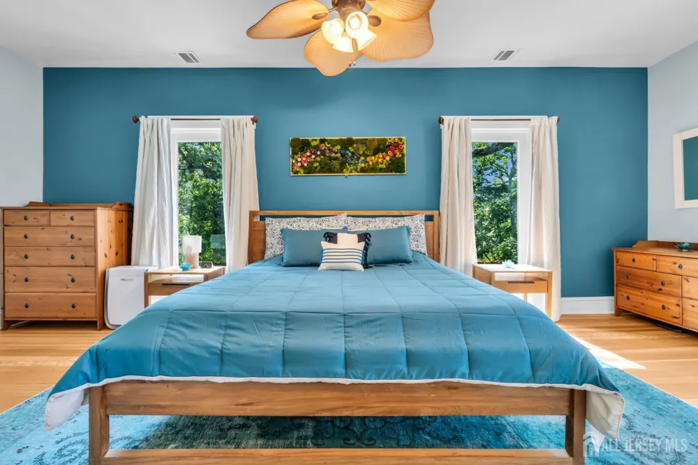 50 Hooper Avenue Atlantic Highlands, NJ 07716