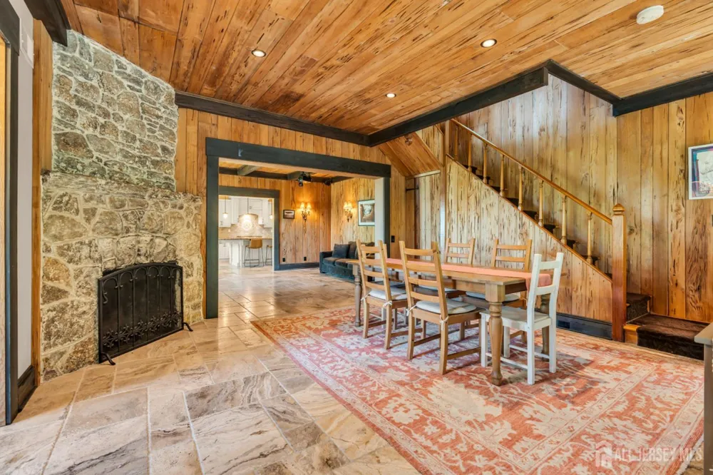 50 Hooper Avenue Atlantic Highlands, NJ 07716