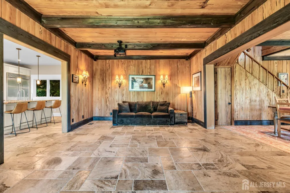 50 Hooper Avenue Atlantic Highlands, NJ 07716