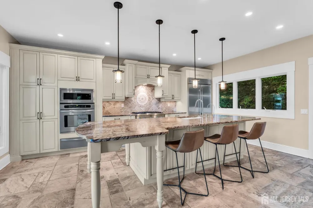 50 Hooper Avenue Atlantic Highlands, NJ 07716