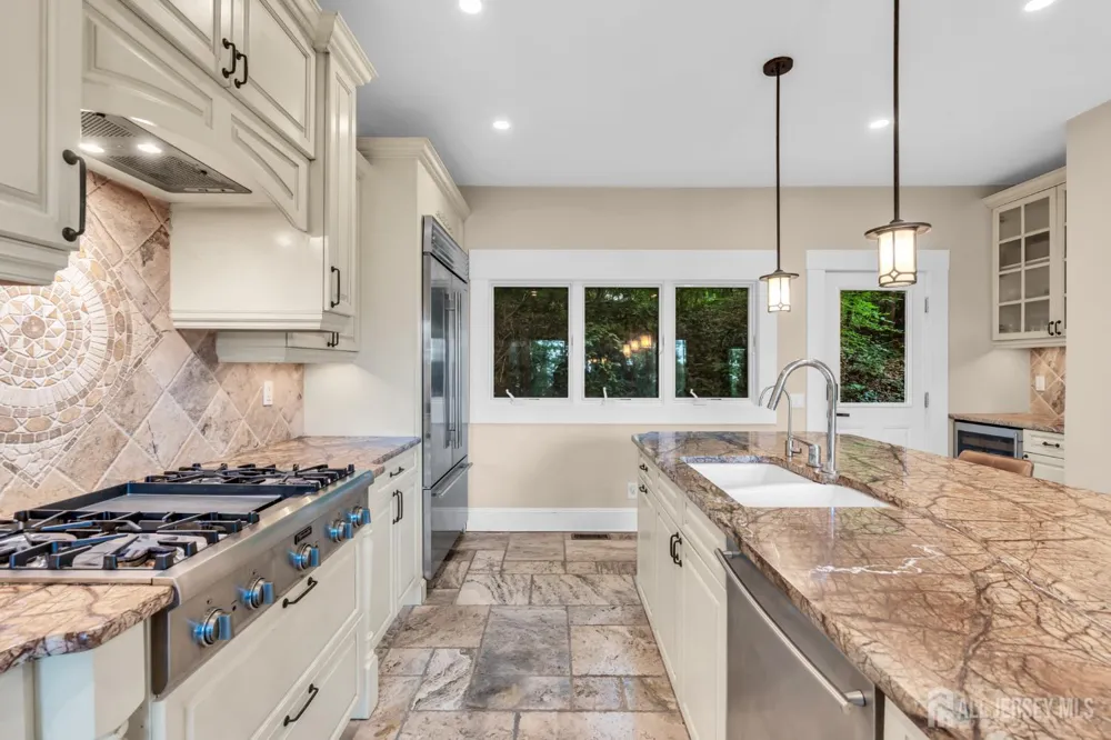 50 Hooper Avenue Atlantic Highlands, NJ 07716