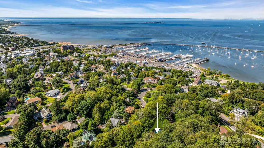 50 Hooper Avenue Atlantic Highlands, NJ 07716