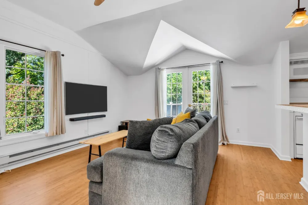 50 Hooper Avenue Atlantic Highlands, NJ 07716
