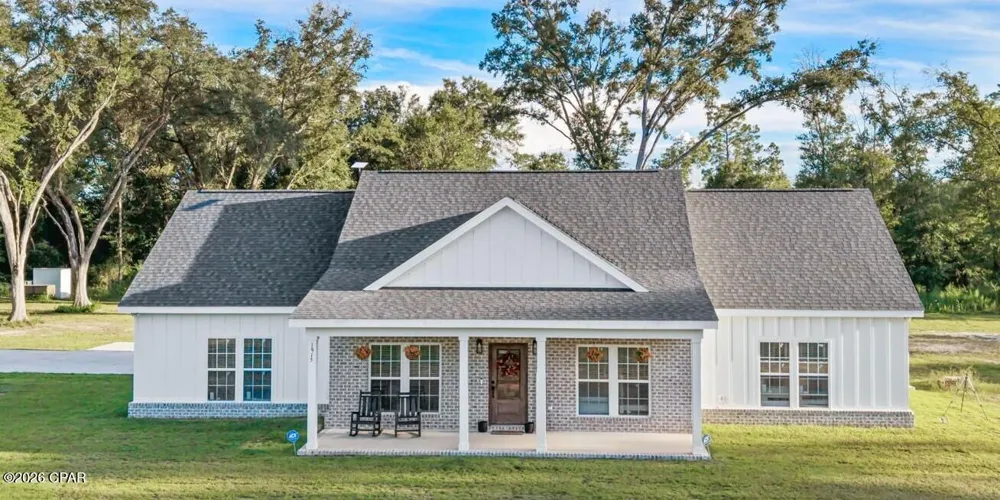 1915 Us Highway 90 Cottondale, FL 32431