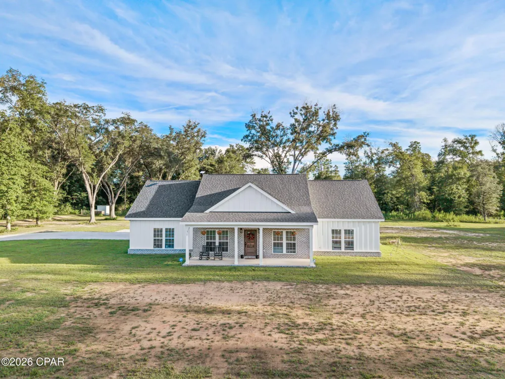 1915 Us Highway 90 Cottondale, FL 32431