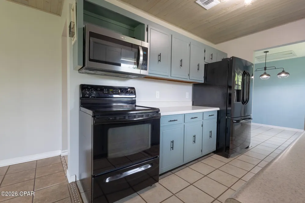 1302 W 12th Street Lynn Haven, FL 32444