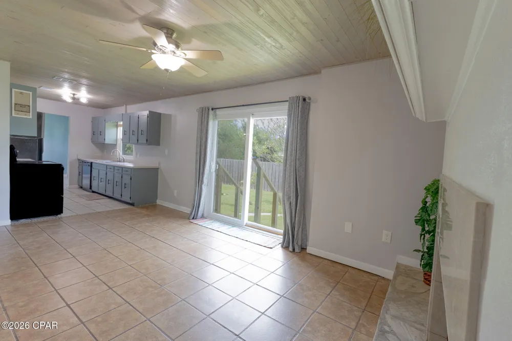 1302 W 12th Street Lynn Haven, FL 32444