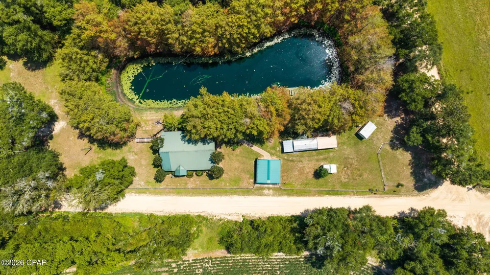 5714 Concord Road Bascom, FL 32423