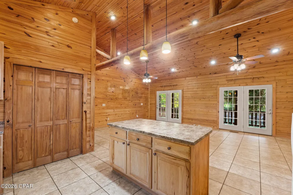 5714 Concord Road Bascom, FL 32423