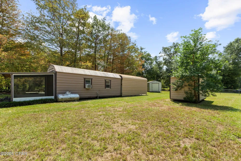 5714 Concord Road Bascom, FL 32423