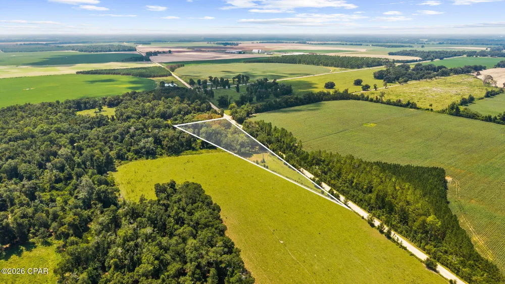 5714 Concord Road Bascom, FL 32423