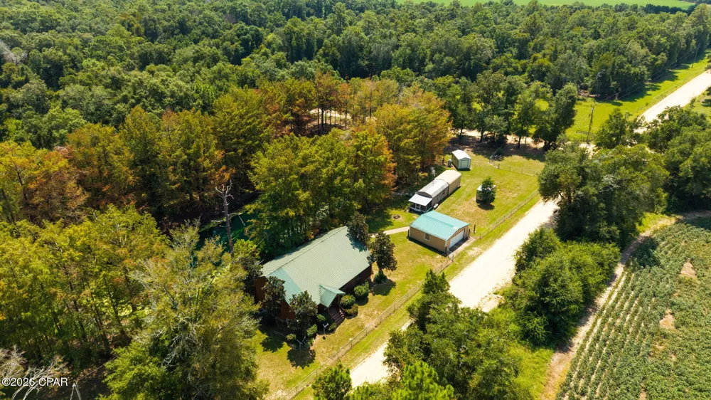 5714 Concord Road Bascom, FL 32423