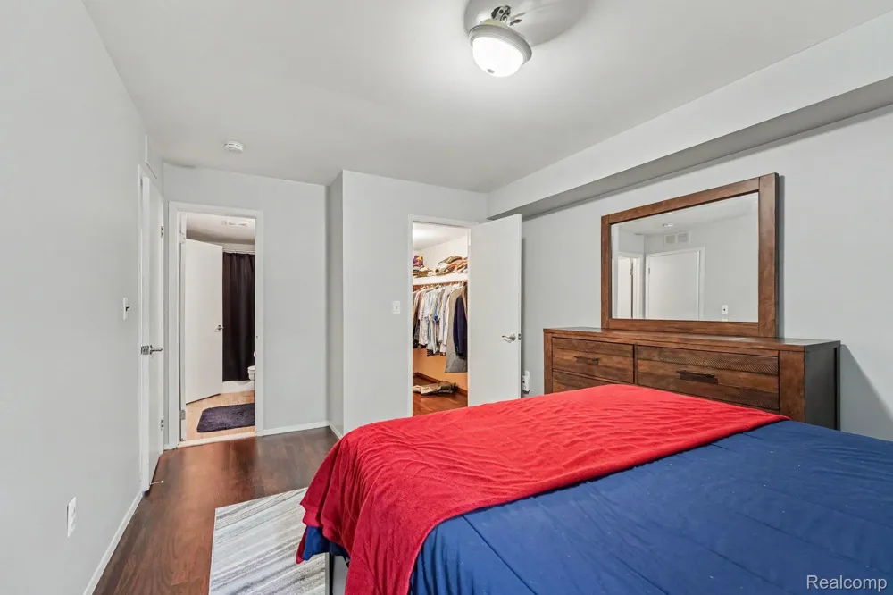 1683 Riverside Drive #2 Rochester Hills City, MI 48309