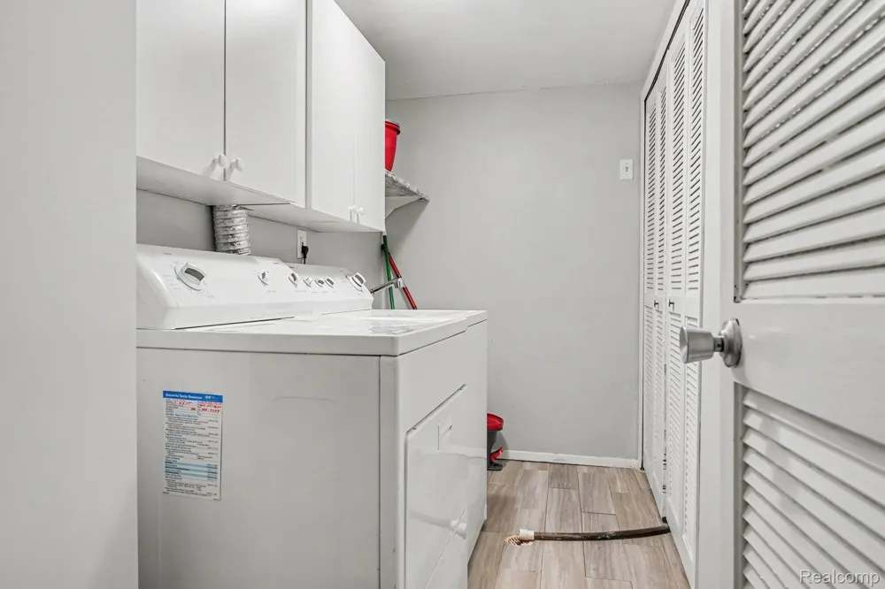 1683 Riverside Drive #2 Rochester Hills City, MI 48309