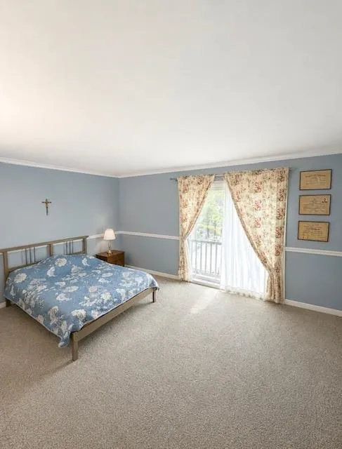 905 SPRUCE HILLS DR Glen Gardner, NJ 08826