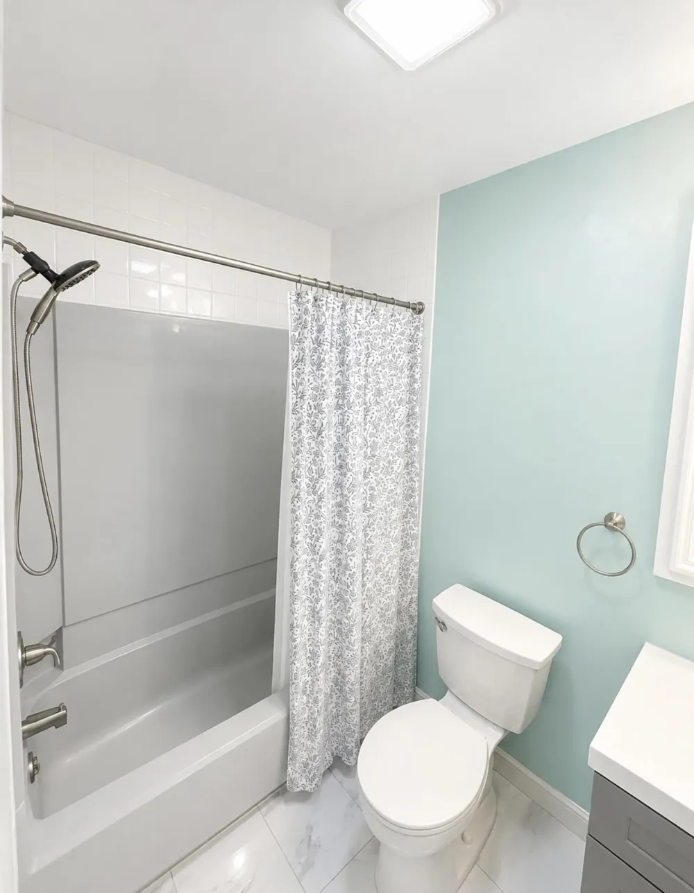 905 SPRUCE HILLS DR Glen Gardner, NJ 08826