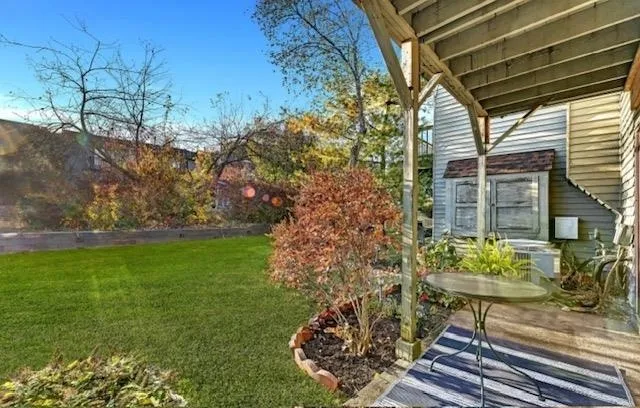 905 SPRUCE HILLS DR Glen Gardner, NJ 08826