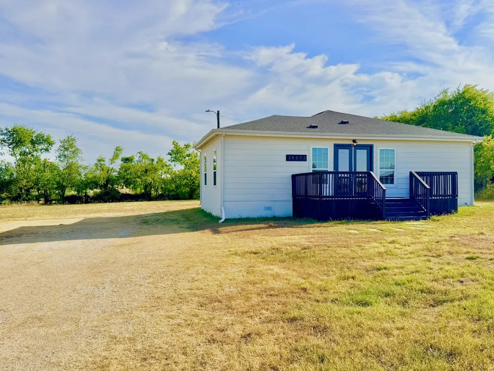 26272 State Highway 56 Whitesboro, TX 76273