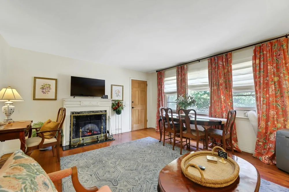 27 73RD ST North Bergen, NJ 07047