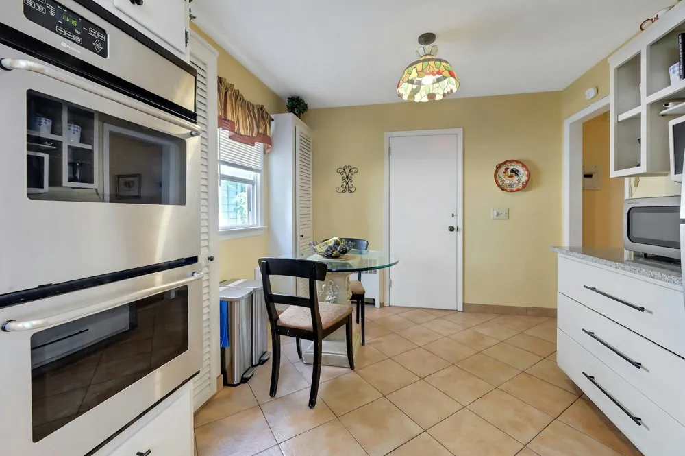 27 73RD ST North Bergen, NJ 07047