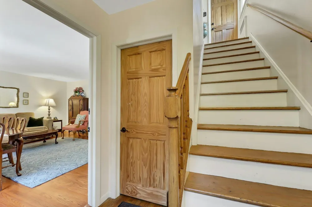 27 73RD ST North Bergen, NJ 07047