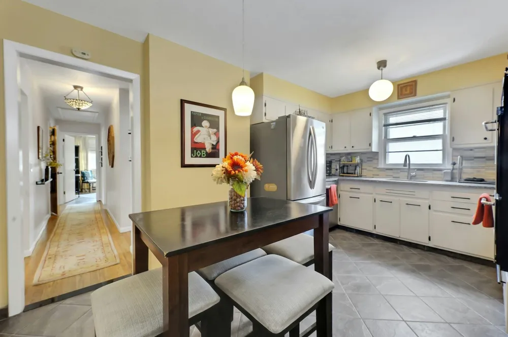 27 73RD ST North Bergen, NJ 07047