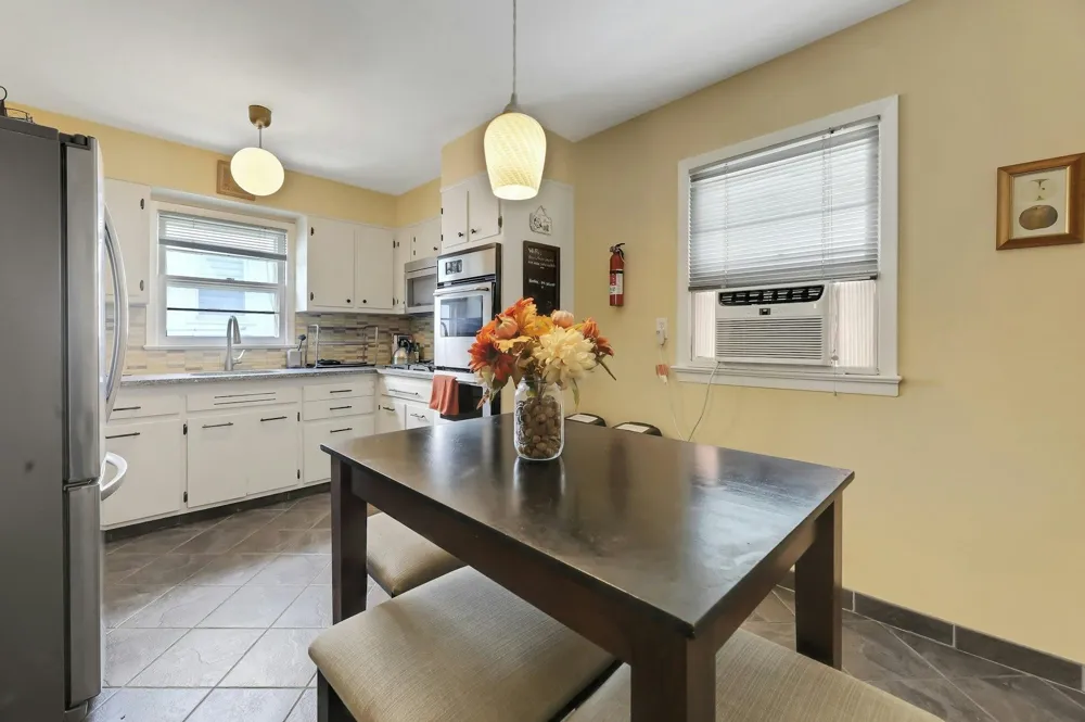 27 73RD ST North Bergen, NJ 07047