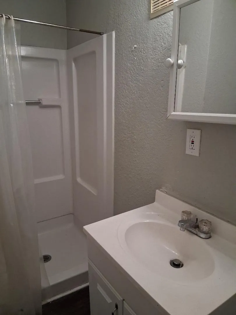 2526 3rd 1/2 Avenue Texas City, TX 77590