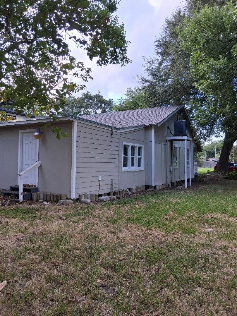 2526 3rd 1/2 Avenue Texas City, TX 77590