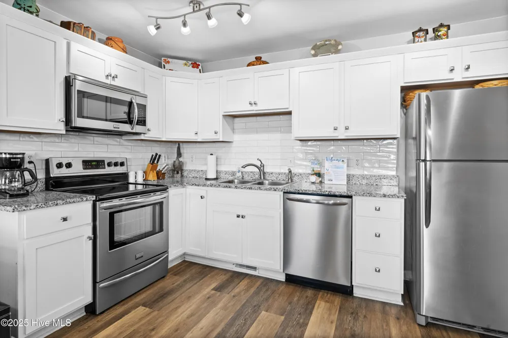 305 Topsail Drive #25 Surf City, NC 28445
