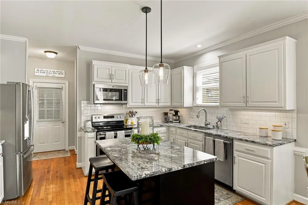 2803 Hackney Way Jamestown, NC 27282