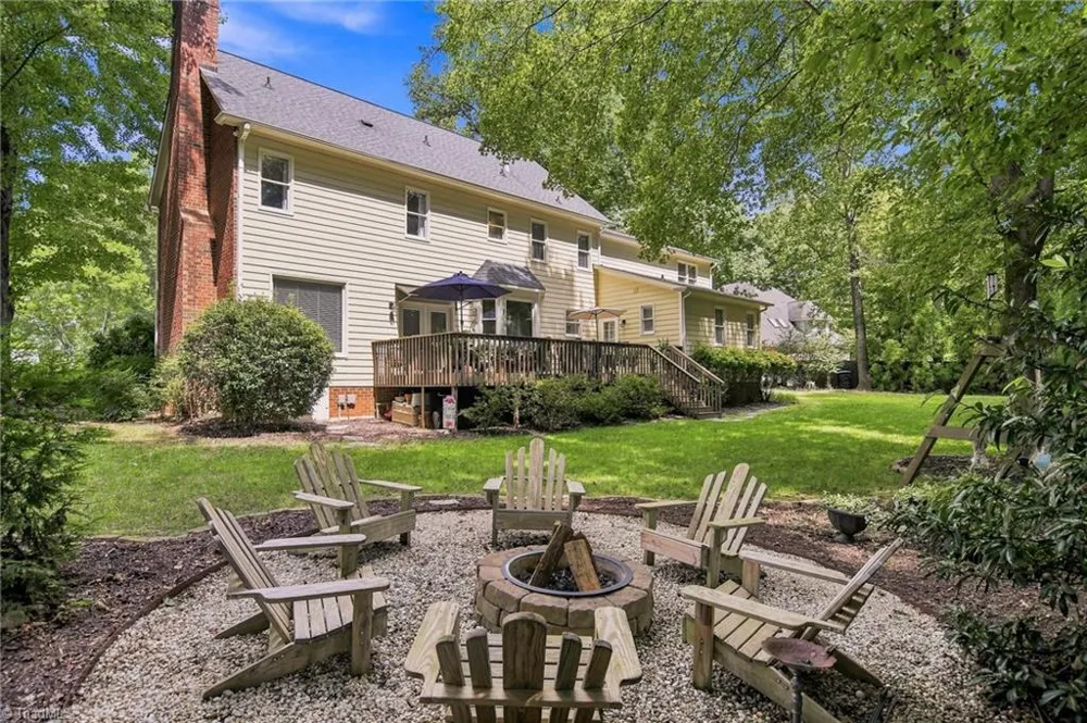 2803 Hackney Way Jamestown, NC 27282