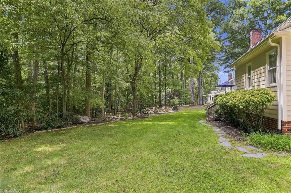 2803 Hackney Way Jamestown, NC 27282
