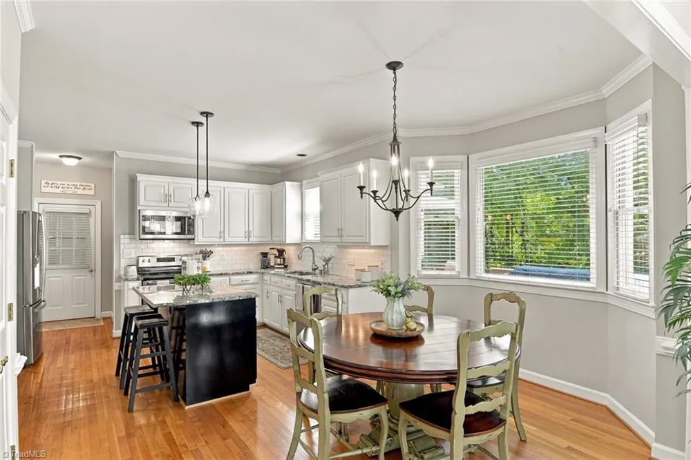 2803 Hackney Way Jamestown, NC 27282