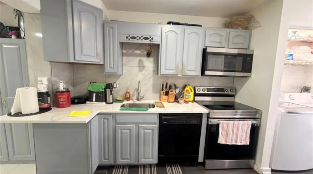 5304 INDIAN CREEK DRIVE #D03 Orlando, FL 32811