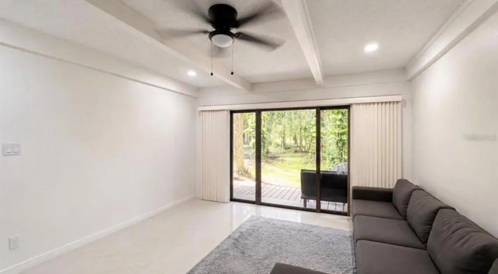 5304 INDIAN CREEK DRIVE #D03 Orlando, FL 32811