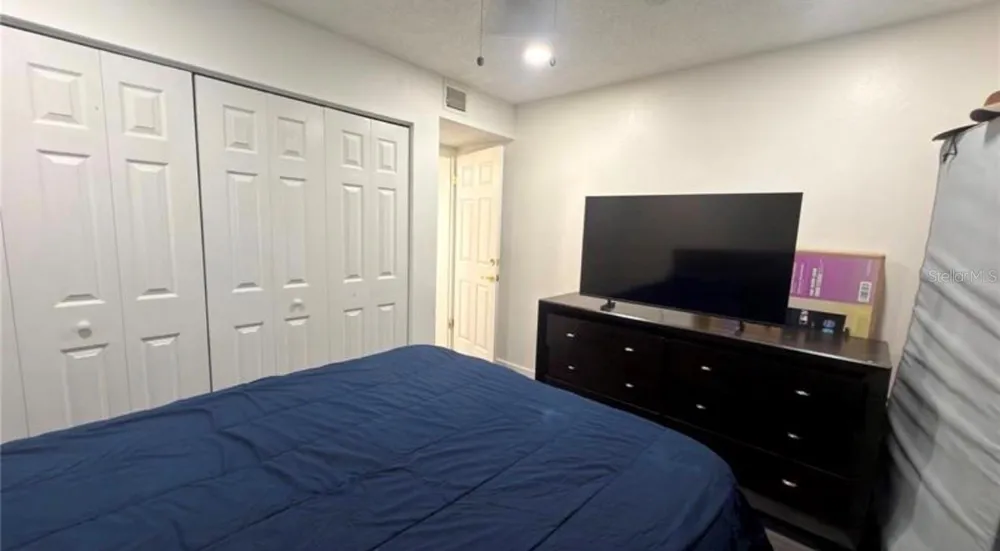 5304 INDIAN CREEK DRIVE #D03 Orlando, FL 32811