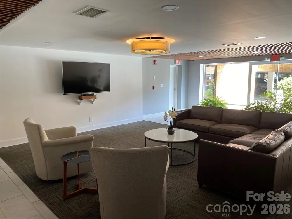 1323 Queens Road #208 Charlotte, NC 28207