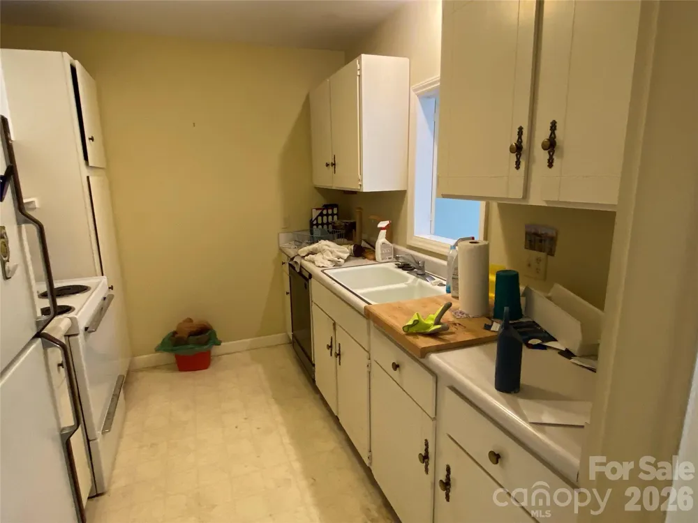 1323 Queens Road #208 Charlotte, NC 28207