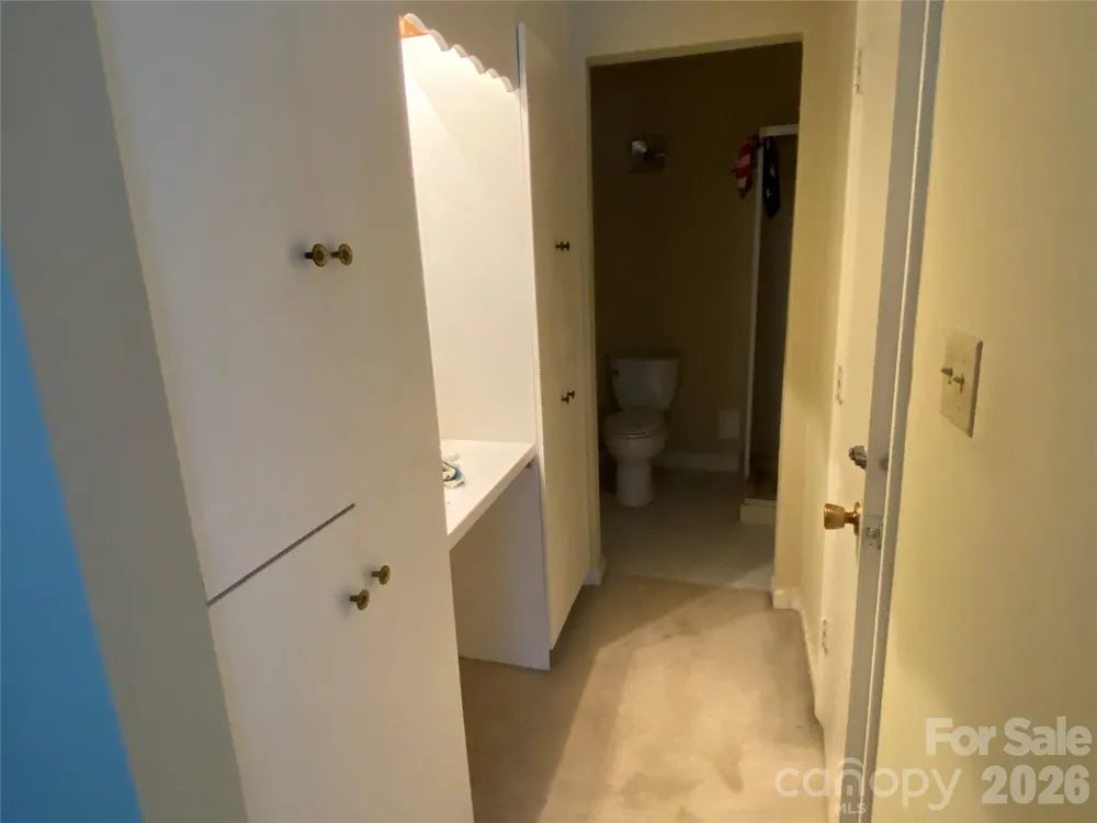 1323 Queens Road #208 Charlotte, NC 28207