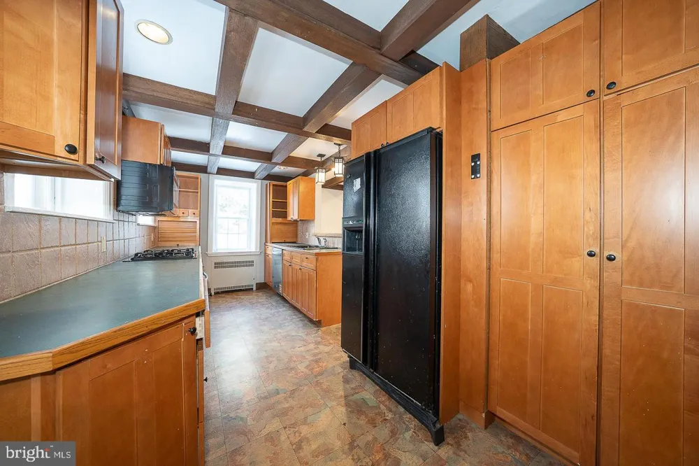 625 CHELTEN HILLS DRIVE Elkins Park, PA 19027