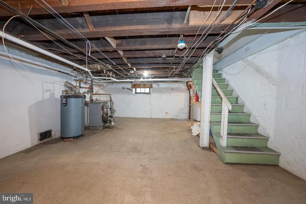 625 CHELTEN HILLS DRIVE Elkins Park, PA 19027