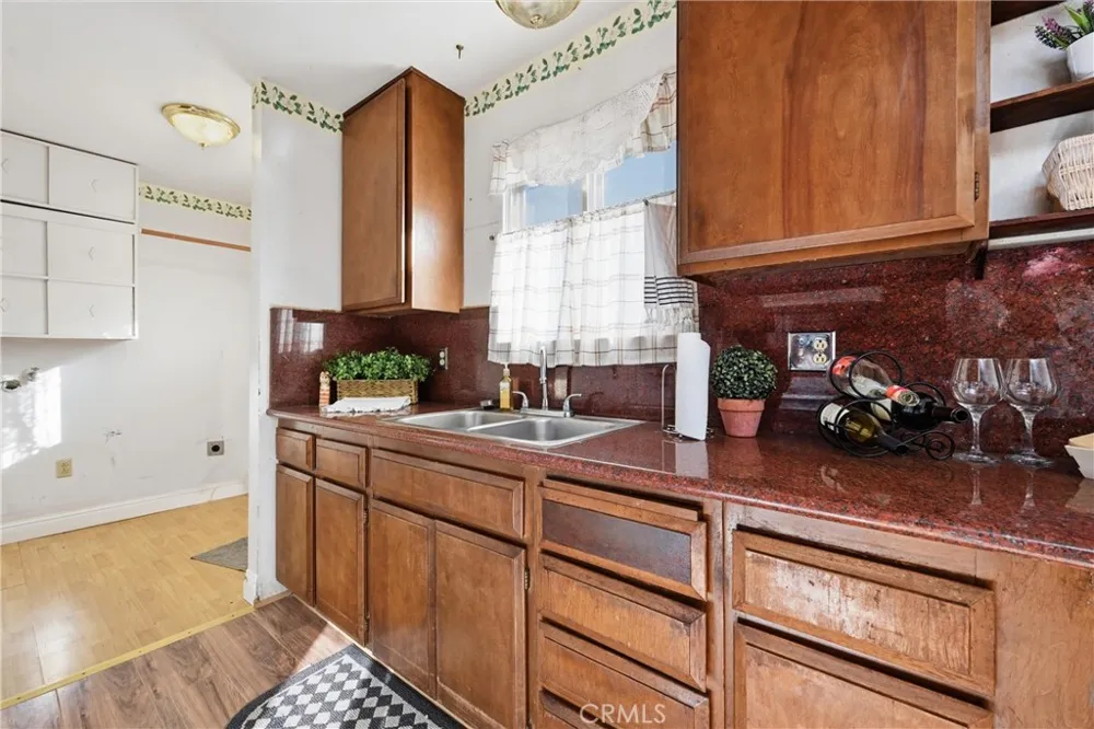 3944 Country Club Lucerne, CA 95458
